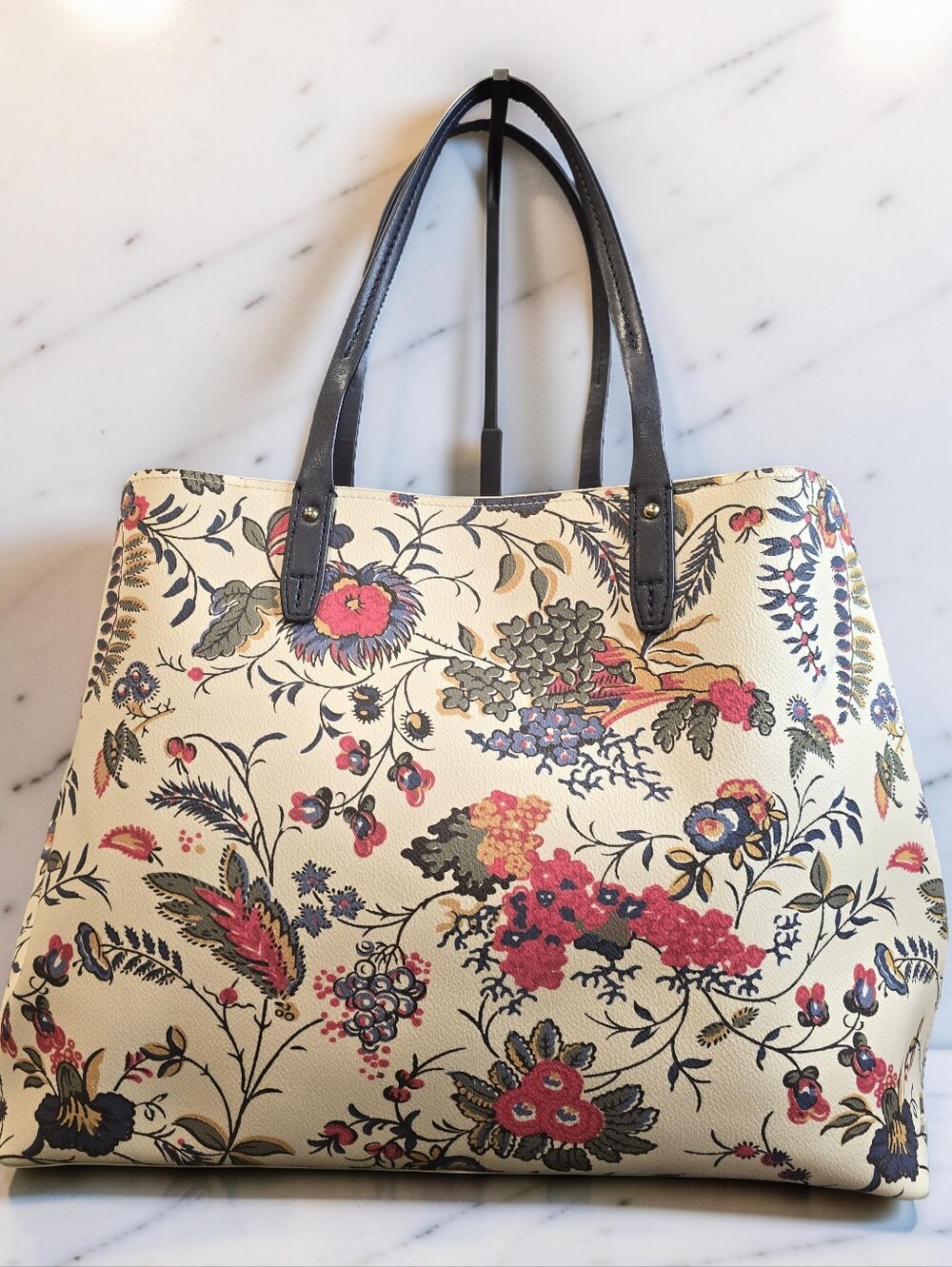 Tory Burch Kerrington Large Tote in New Ivory Gabriella Floral - Picture 12 of 12